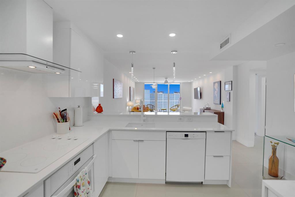 HORIZON EAST CONDO - Residential