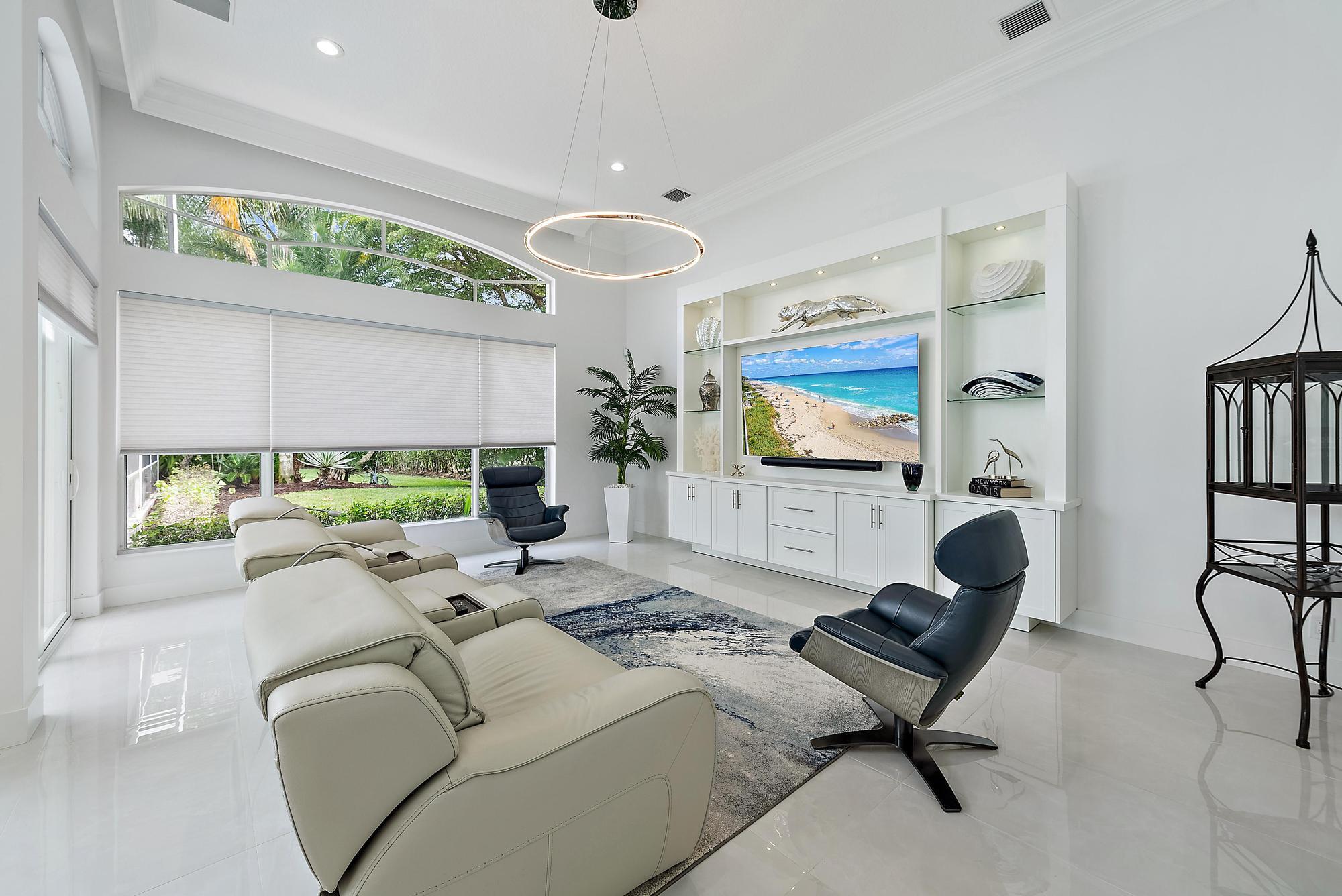 IBIS GOLF AND COUNTRY CLU - Residential