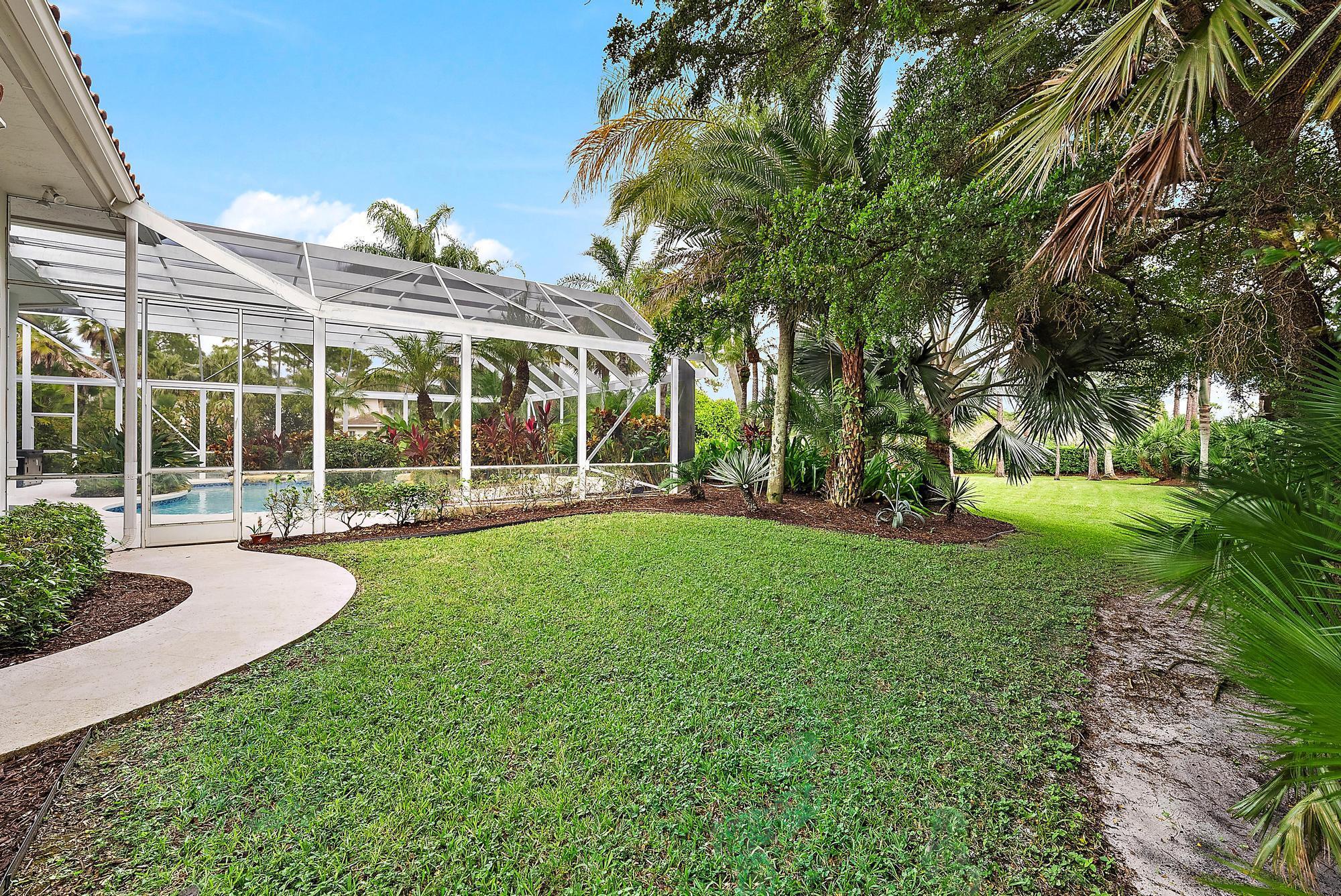 IBIS GOLF AND COUNTRY CLU - Residential