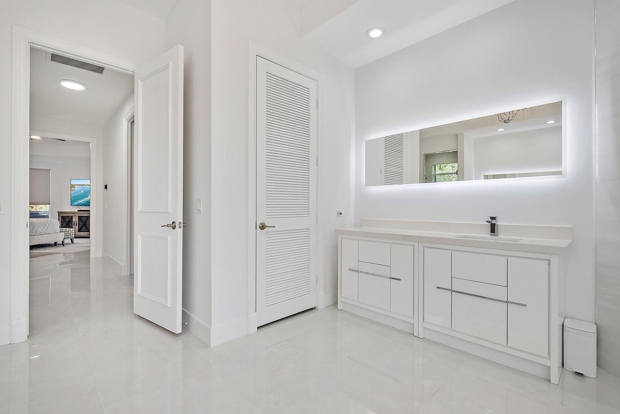 IBIS GOLF AND COUNTRY CLU - Residential