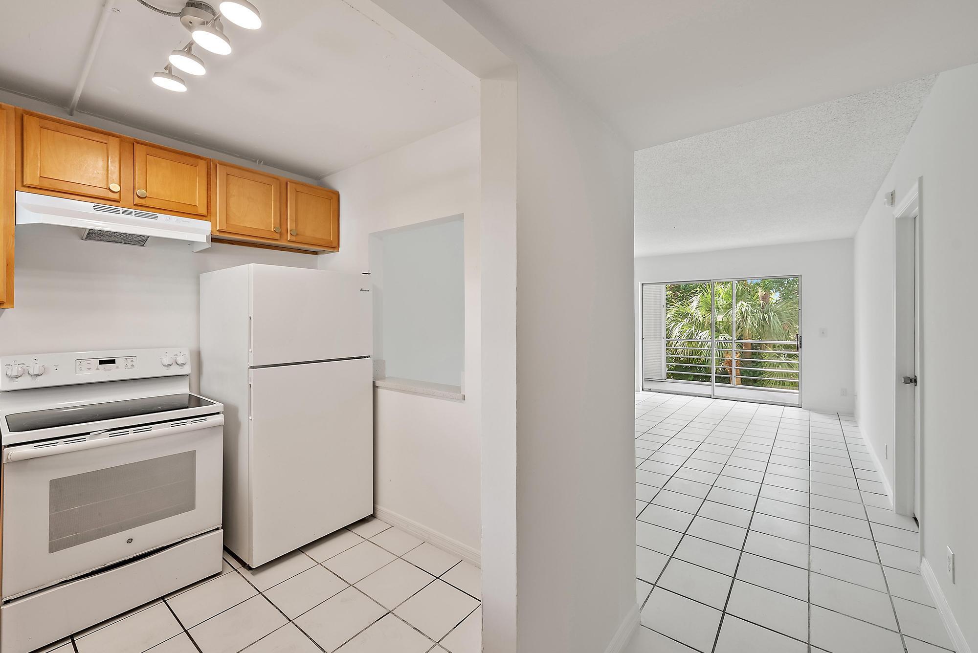 1638 Embassy Drive 306