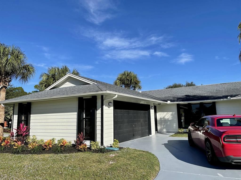 Photo of 1391 SW Oriole Lane, Port Saint Lucie, FL 34953 (MLS # R10764229)