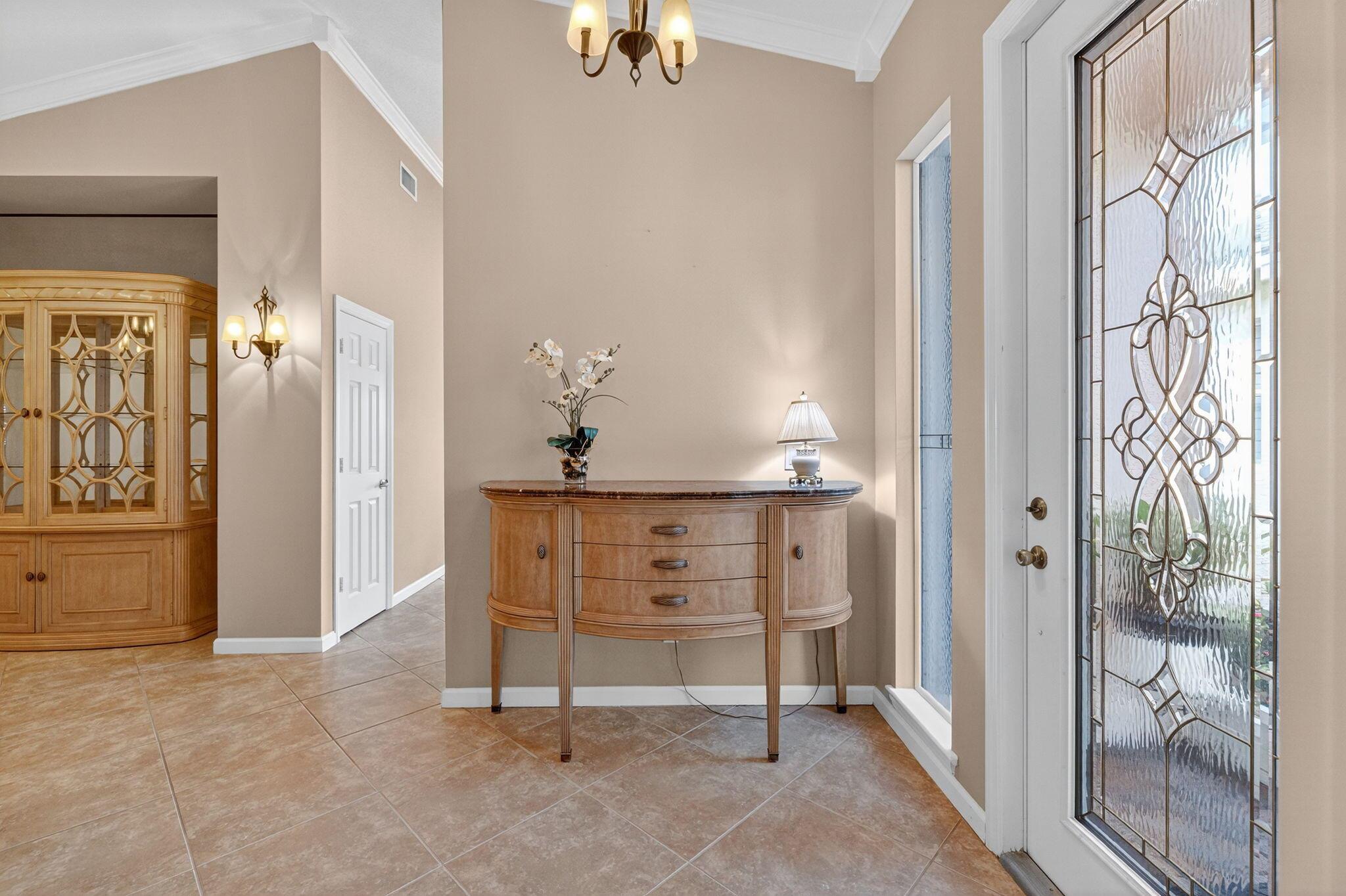 Stuart, Florida 34997, United States, 2 Bedrooms Bedrooms, ,2 BathroomsBathrooms,Residential,Pending,209496