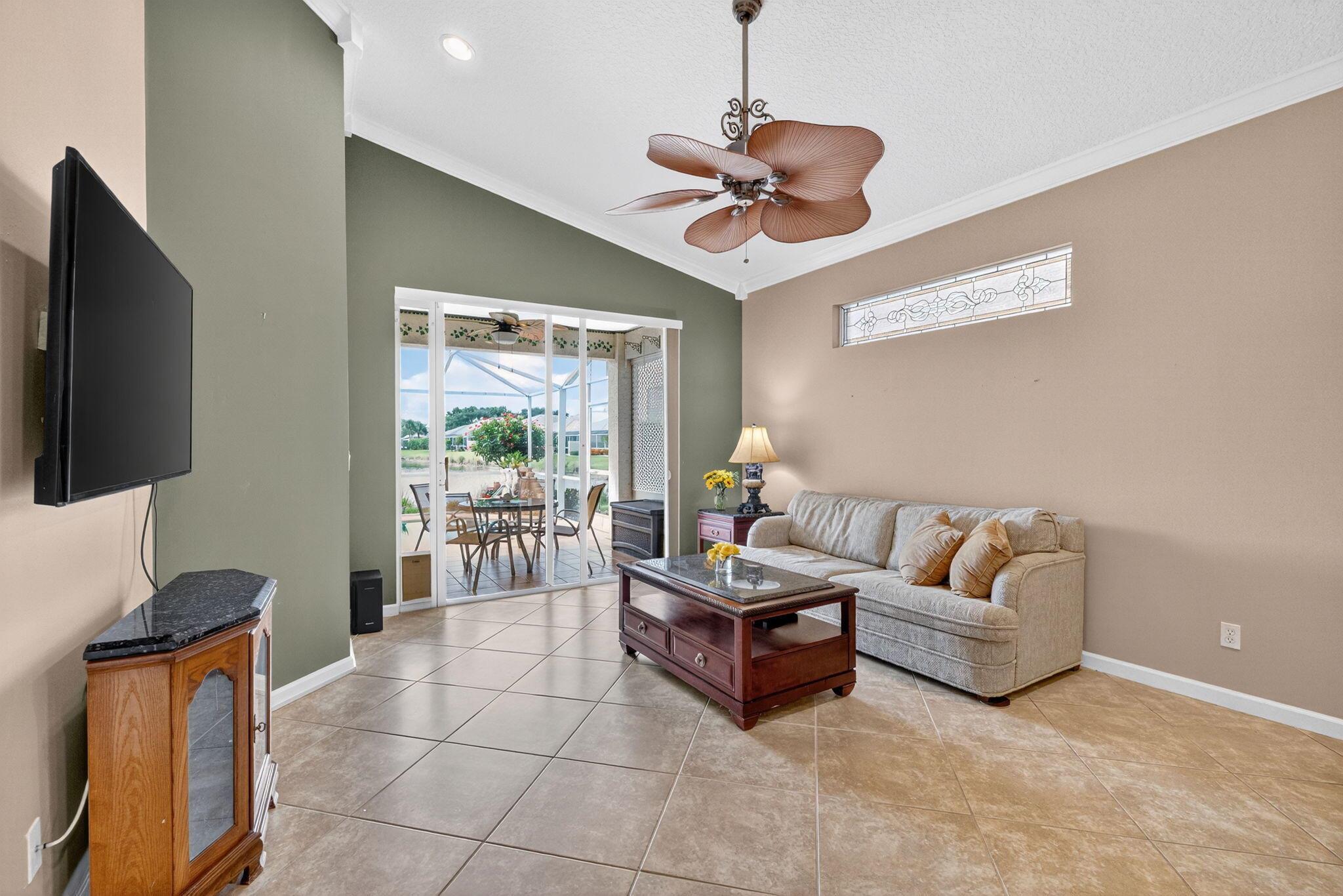 Stuart, Florida 34997, United States, 2 Bedrooms Bedrooms, ,2 BathroomsBathrooms,Residential,Pending,209496