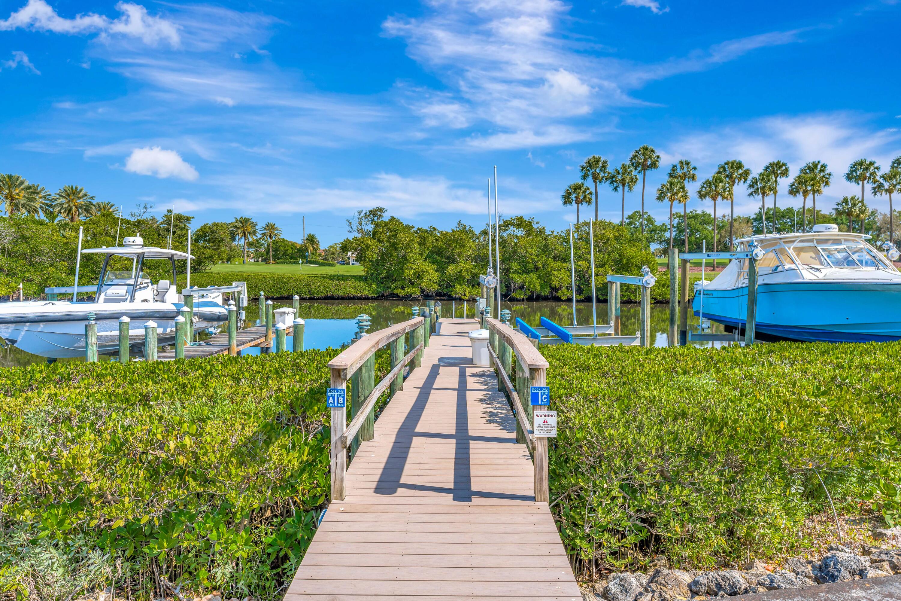 Admirals Cove - Residential