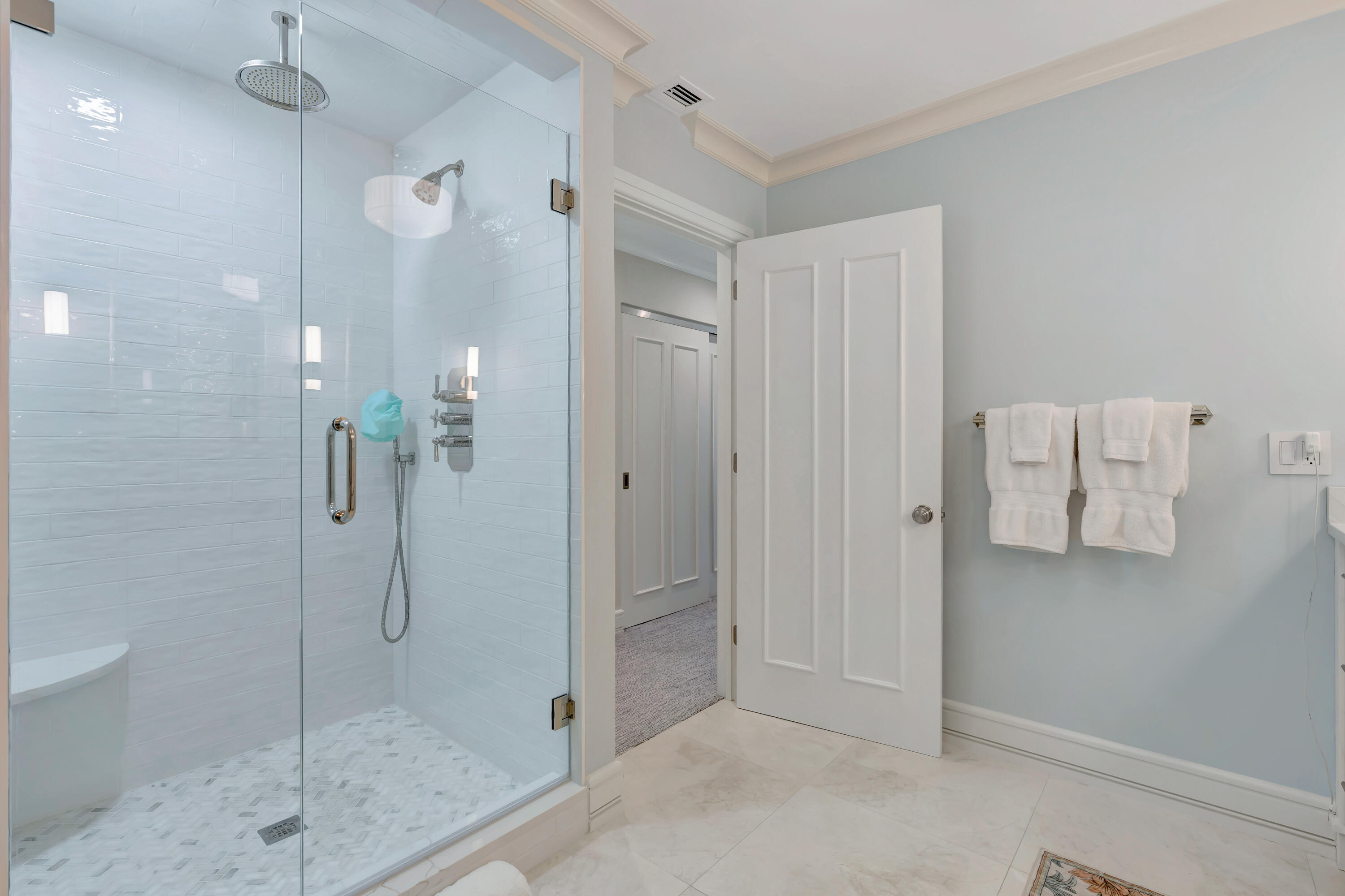 Admirals Cove - Residential
