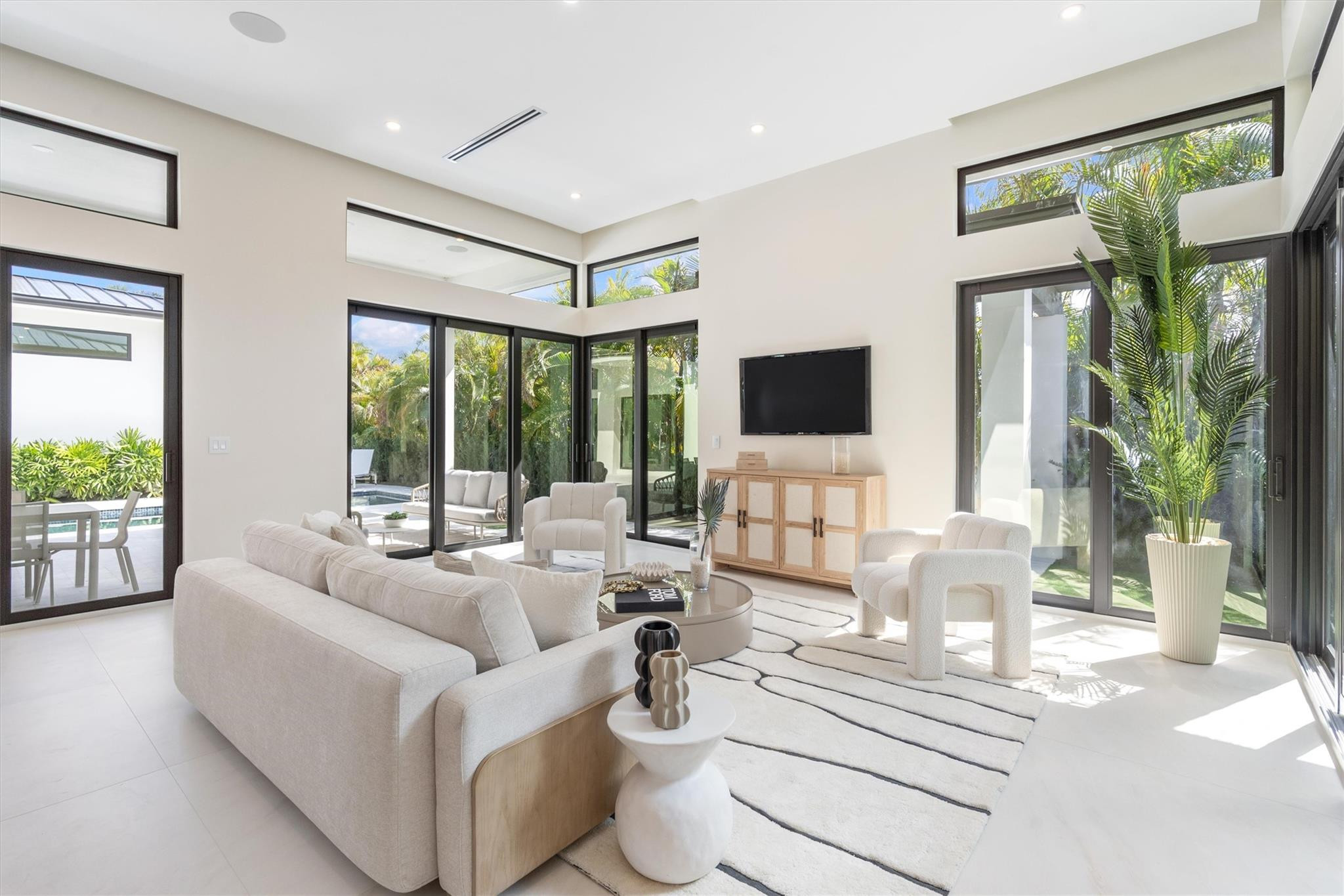 Coral Ridge - Residential