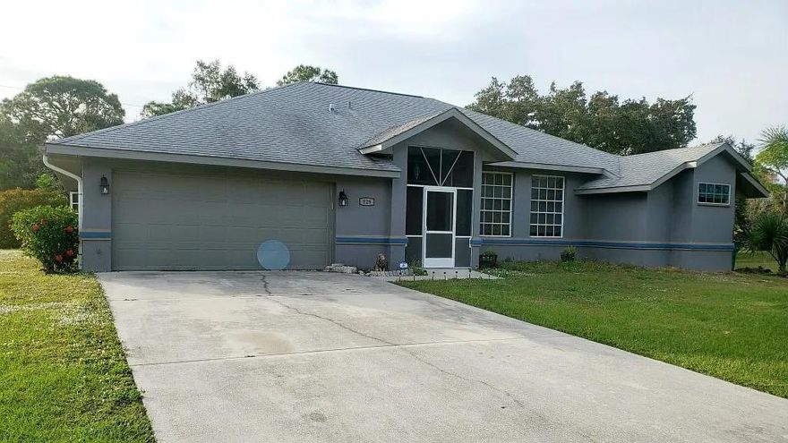 3 bed 2 full bath home plus bonus poolroom (income producing), is a great opportunity for first-time home buyers, investors or mature family! A new roof in 2022, new ceramic tiles in all bedrooms 2024, new bathroom fixtures 2024, freshly painted, new pool enclosure, pool pump 2024, newer appliances, only one on the block with a fantastic inground pool, outside patio space perfect for grilling, outside entertaining. Bring your RV, boats and toys, plenty of yard space, NO HOA!
Seller prefers KAIROS MOVEMENTS MORTGAGE SERVICES as lender and will offer closing incentive Buyer is not obligated to use for financing, ask agent for info. For cash offers provide POF. For financing, kindly provide PA letter. All information provided is deemed reliable but is not guaranteed and should be verified