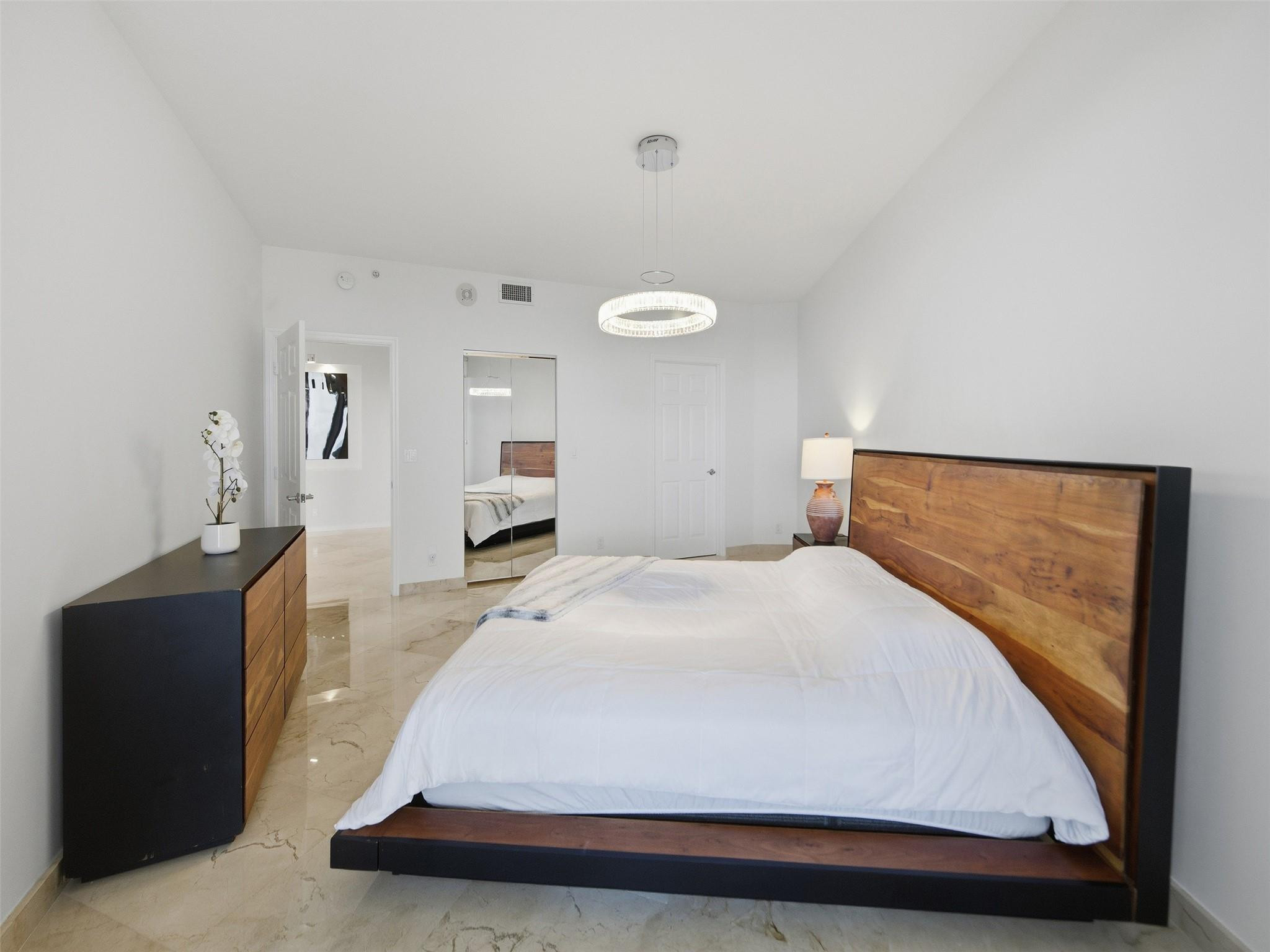 L'Hermitage II - Residential