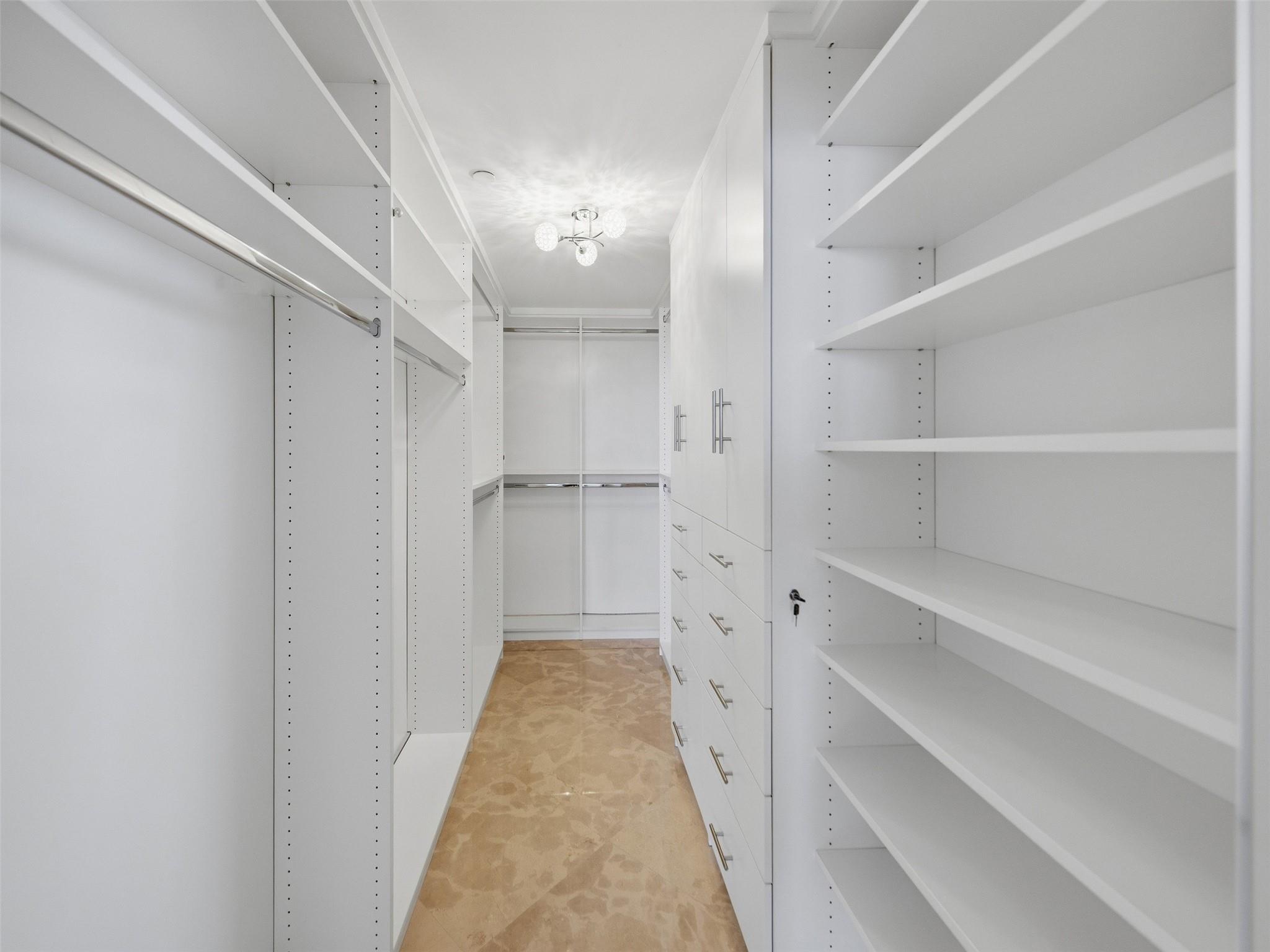 L'Hermitage II - Residential