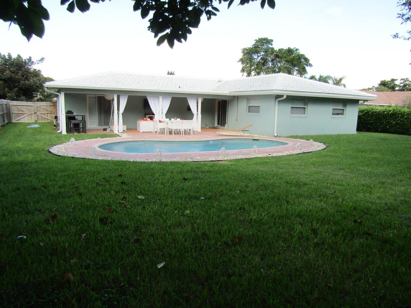 3244 NW 25th Way