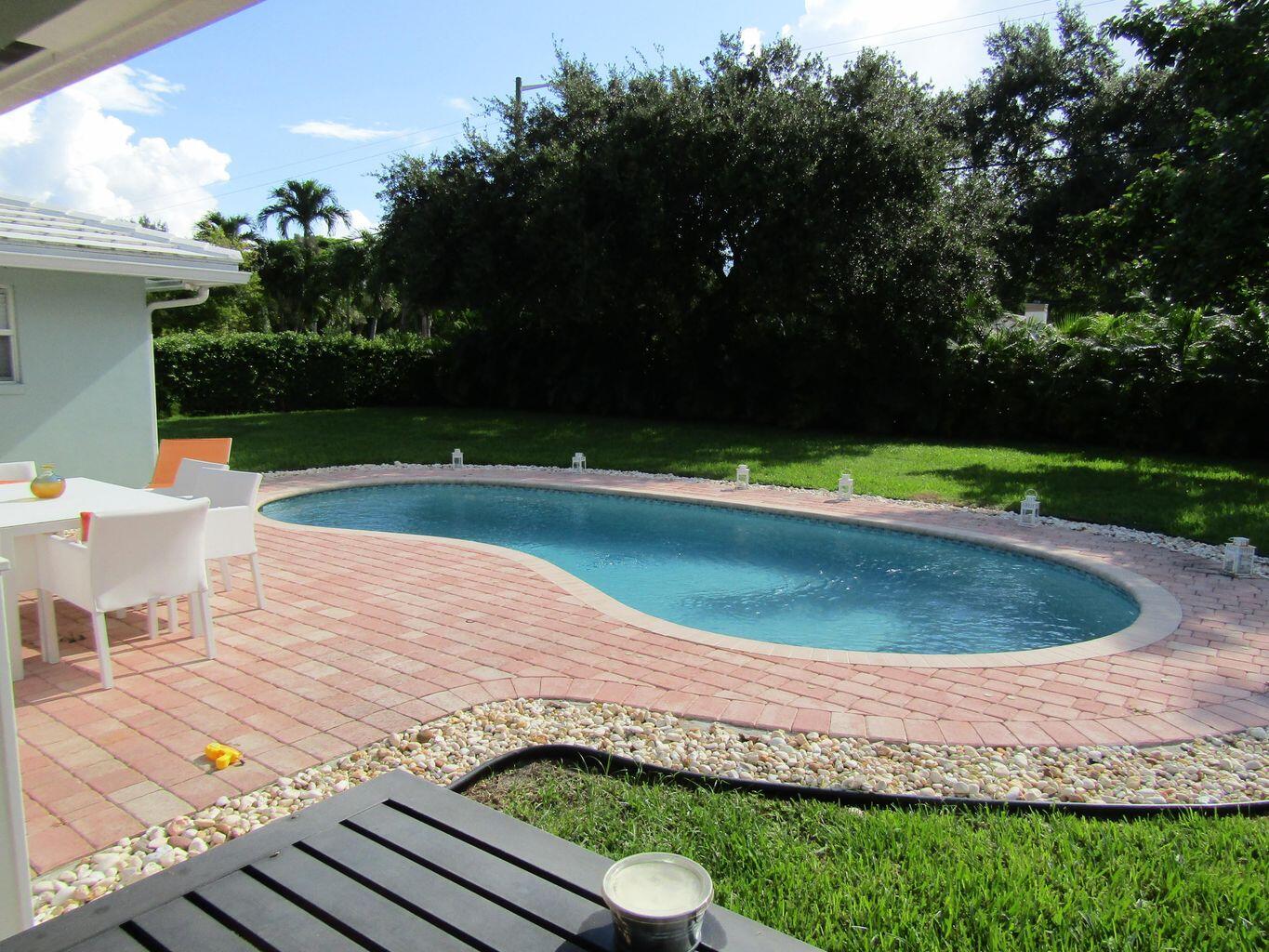 3244 NW 25th Way