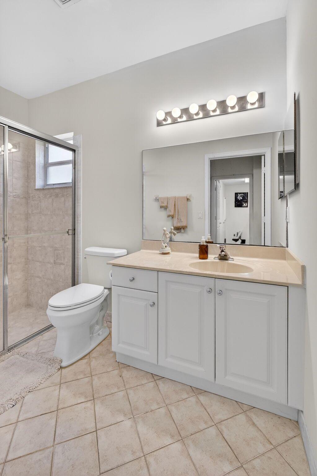 MADISON GREEN 1 - Residential