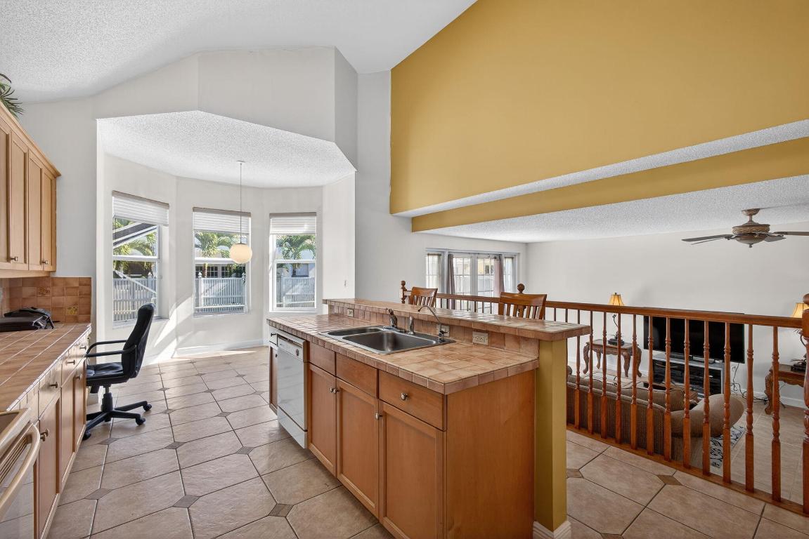 MADISON GREEN 1 - Residential