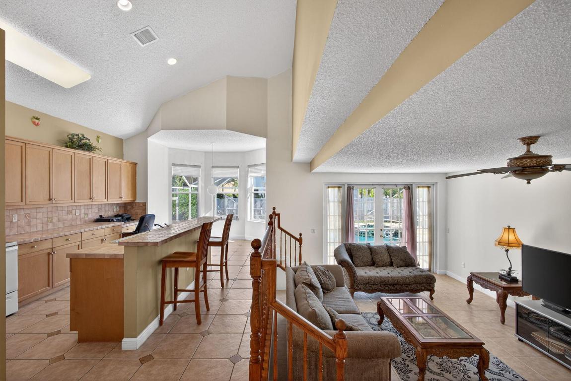 MADISON GREEN 1 - Residential