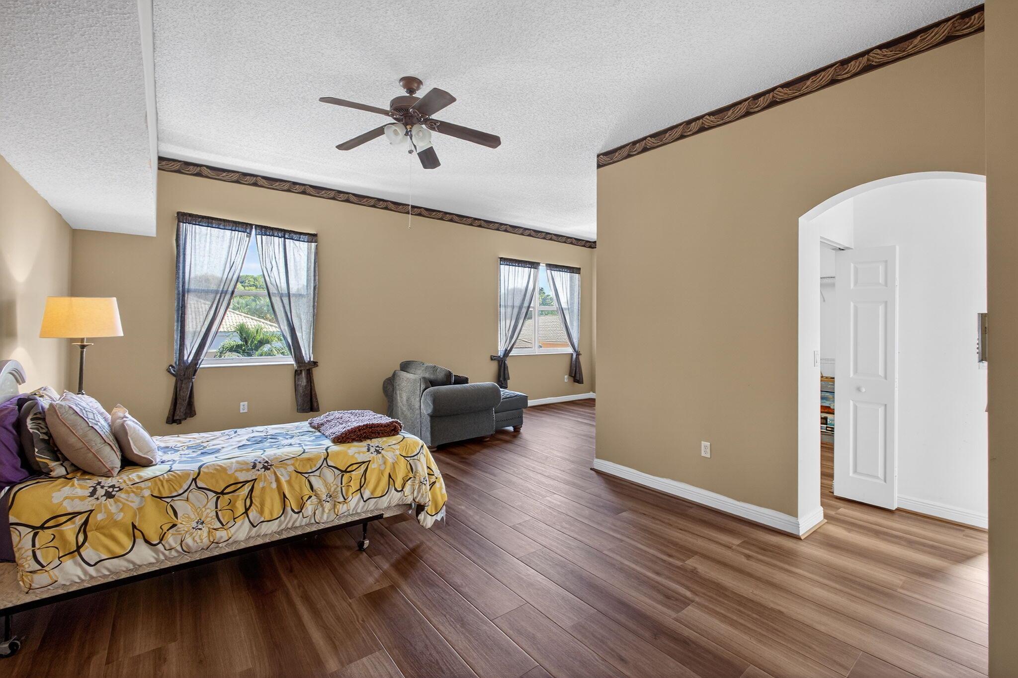 MADISON GREEN 1 - Residential