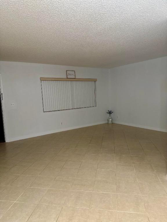 VILLAGE GREEN NO 4 COND - Residential Lease