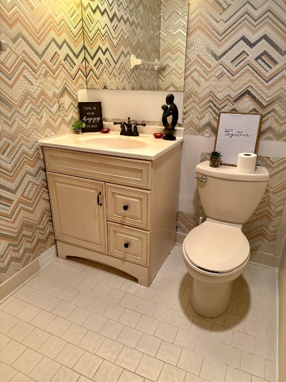 VILLAGE GREEN NO 4 COND - Residential Lease