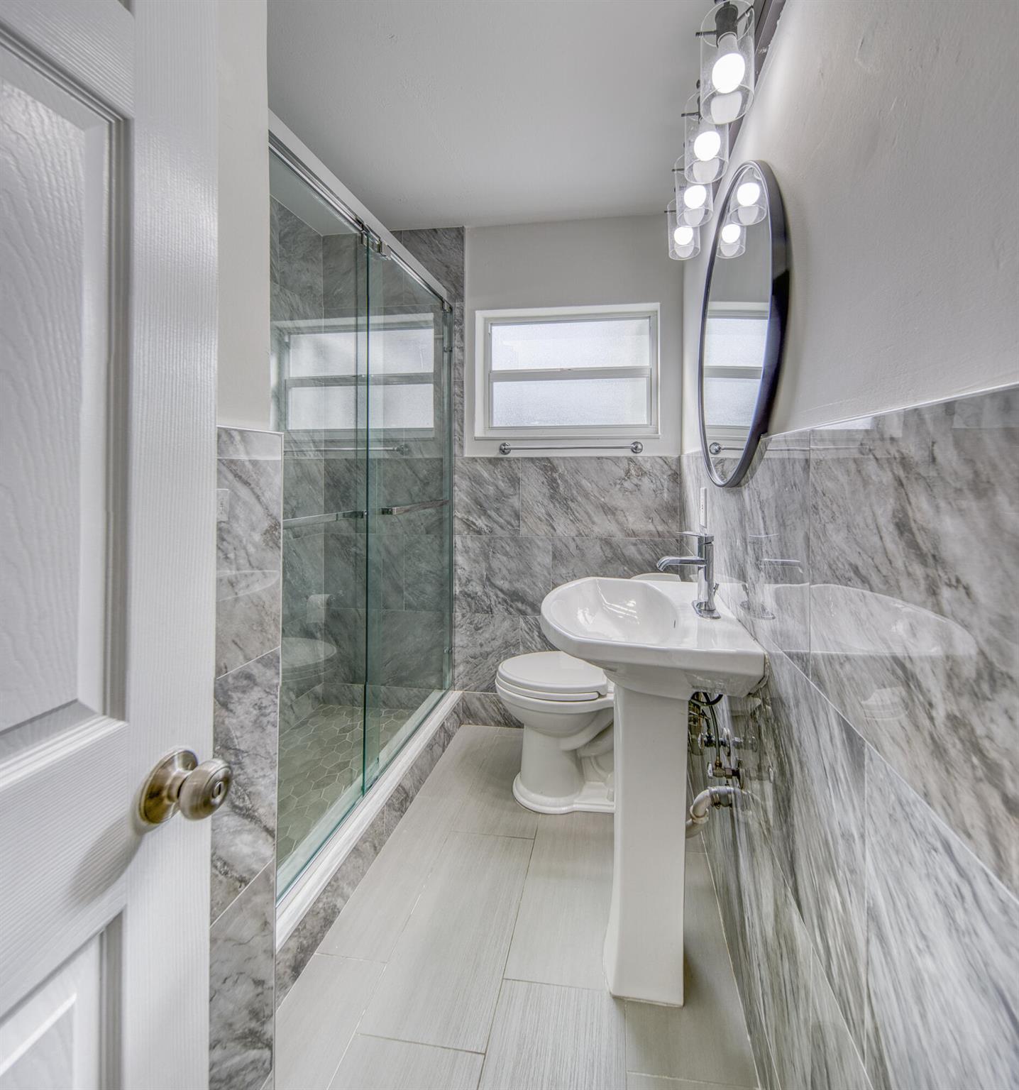 NORTH LAKE WORTH - Residential Lease