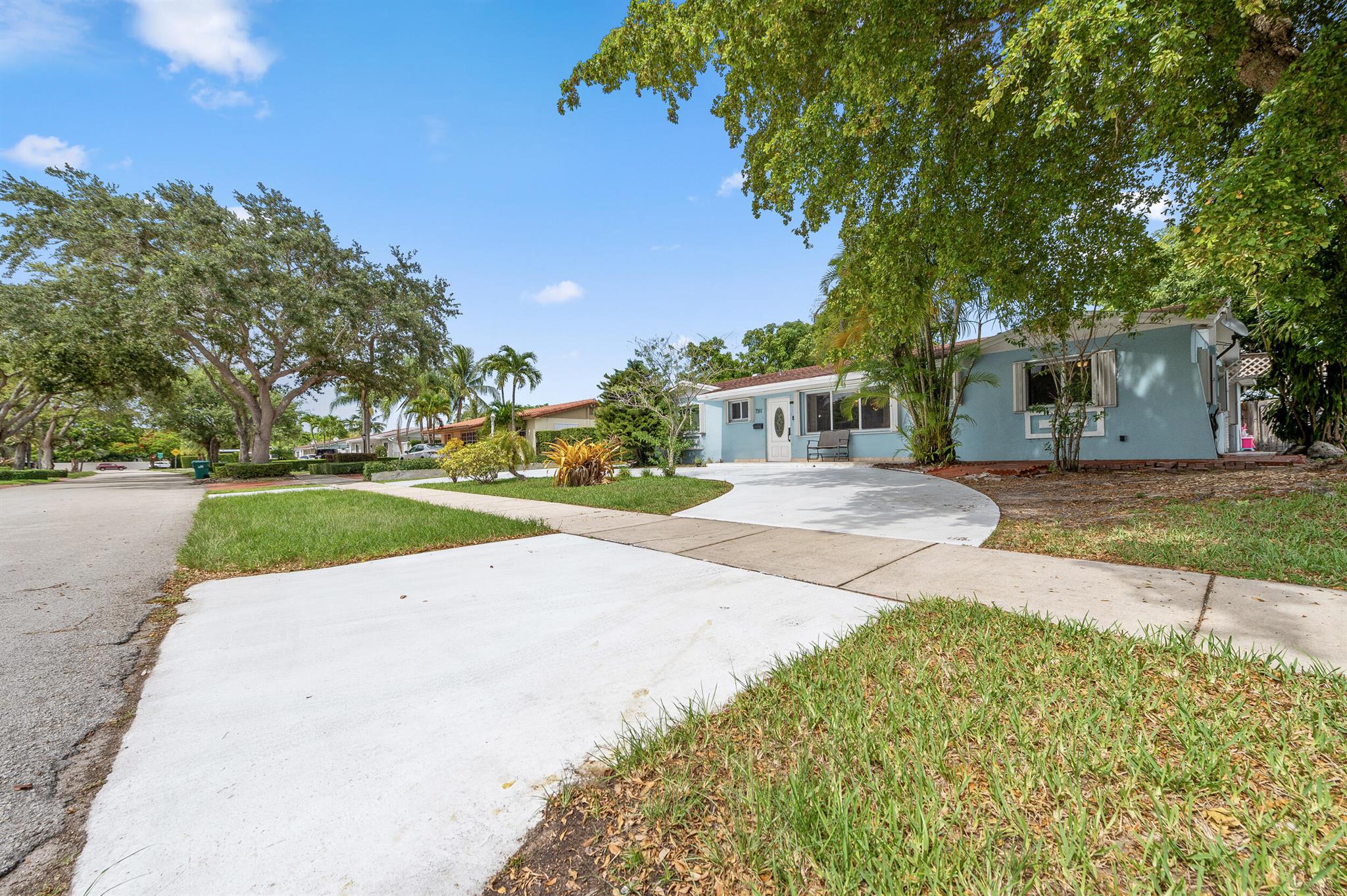 7311 SW 139th Avenue, Miami, FL, 33183/$795,900 4 7311 SW 139th Avenue