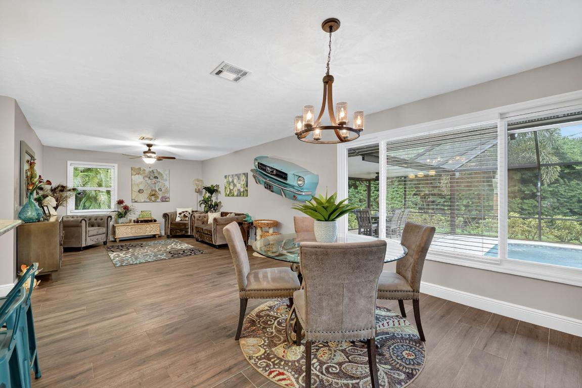 CORAL LAKES - Residential