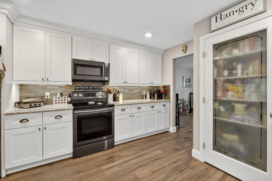 CORAL LAKES - Residential