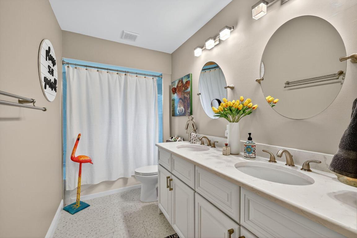 CORAL LAKES - Residential