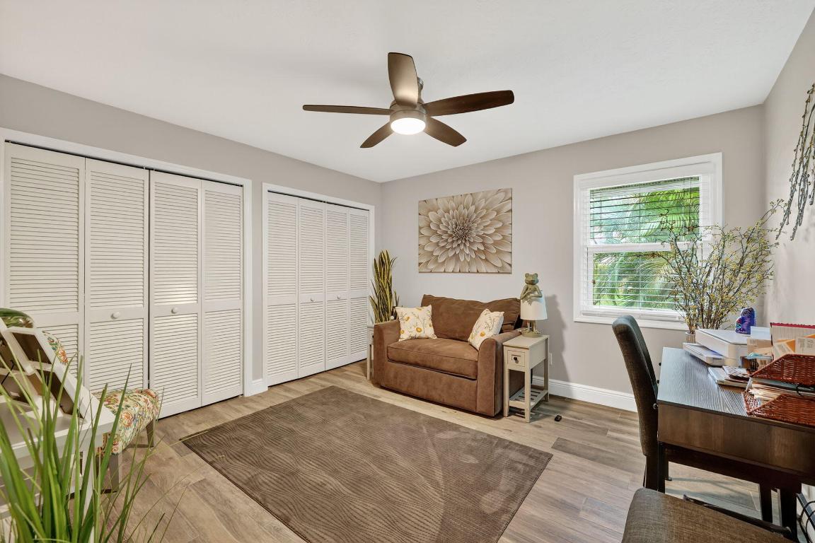 CORAL LAKES - Residential