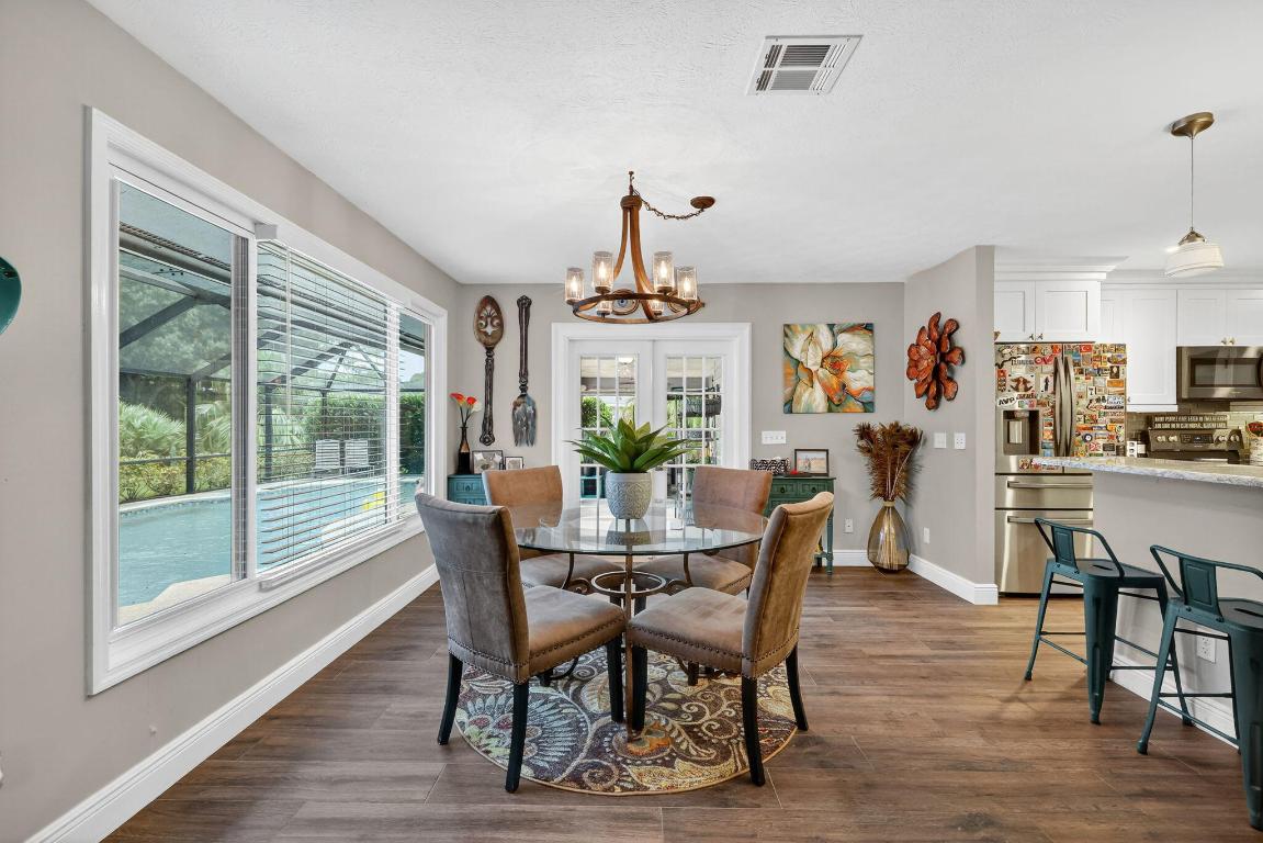 CORAL LAKES - Residential