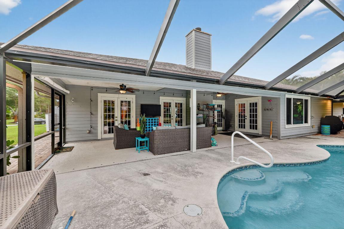 CORAL LAKES - Residential