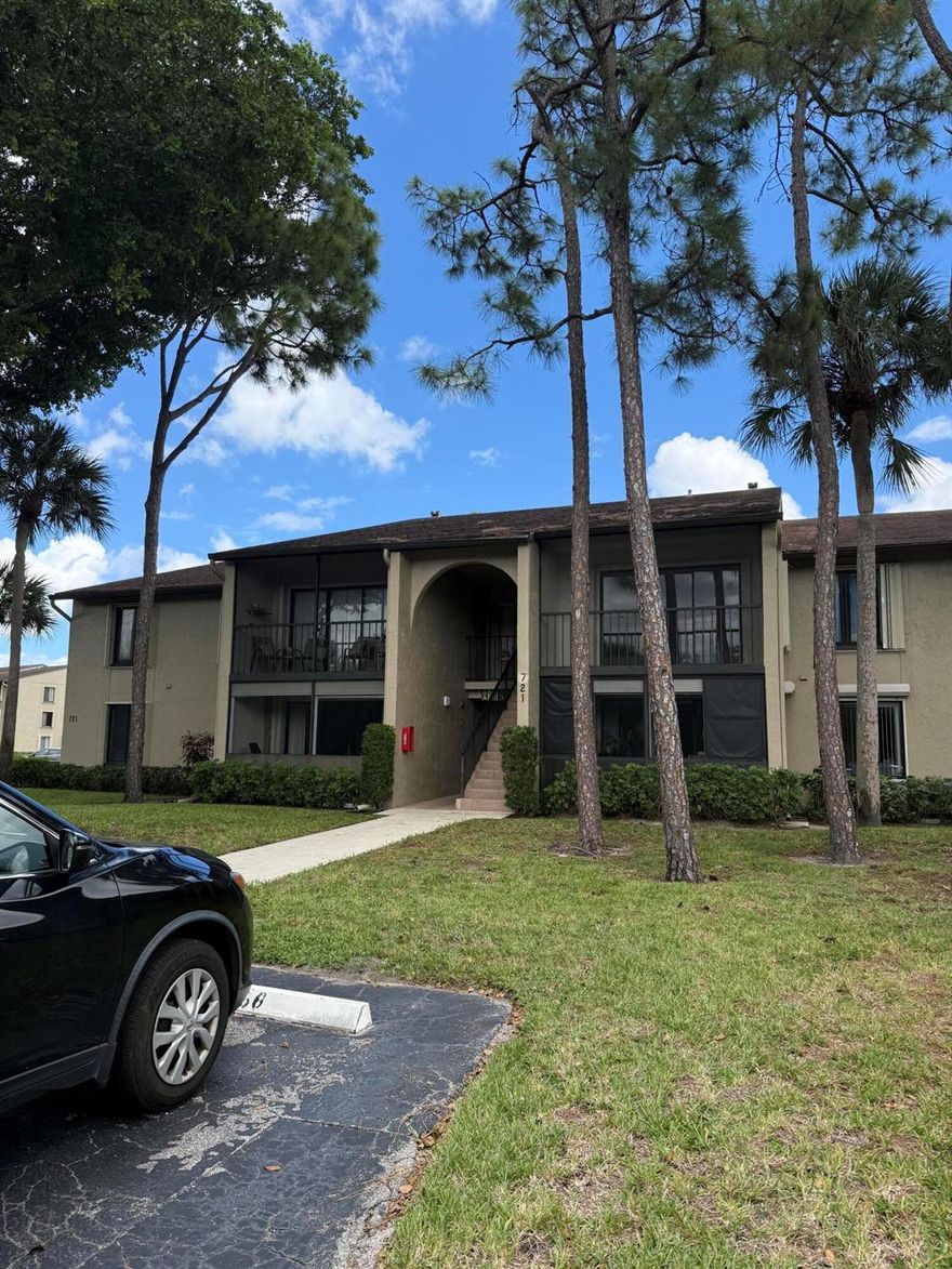 Enjoy spacious condo within desirable community with amenities including tennis, bocce, and community pool.