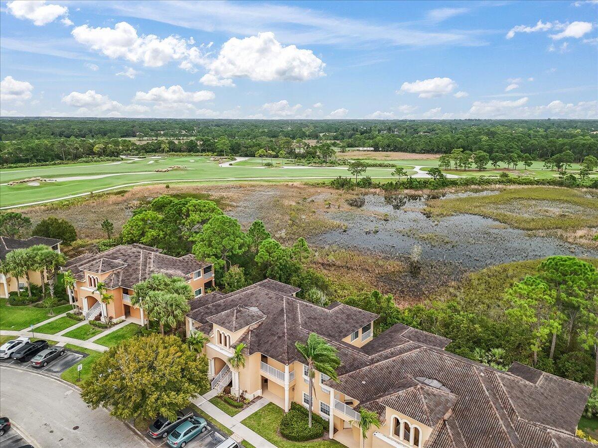 CASTLE PINES CONDOMINIUM - Residential Lease