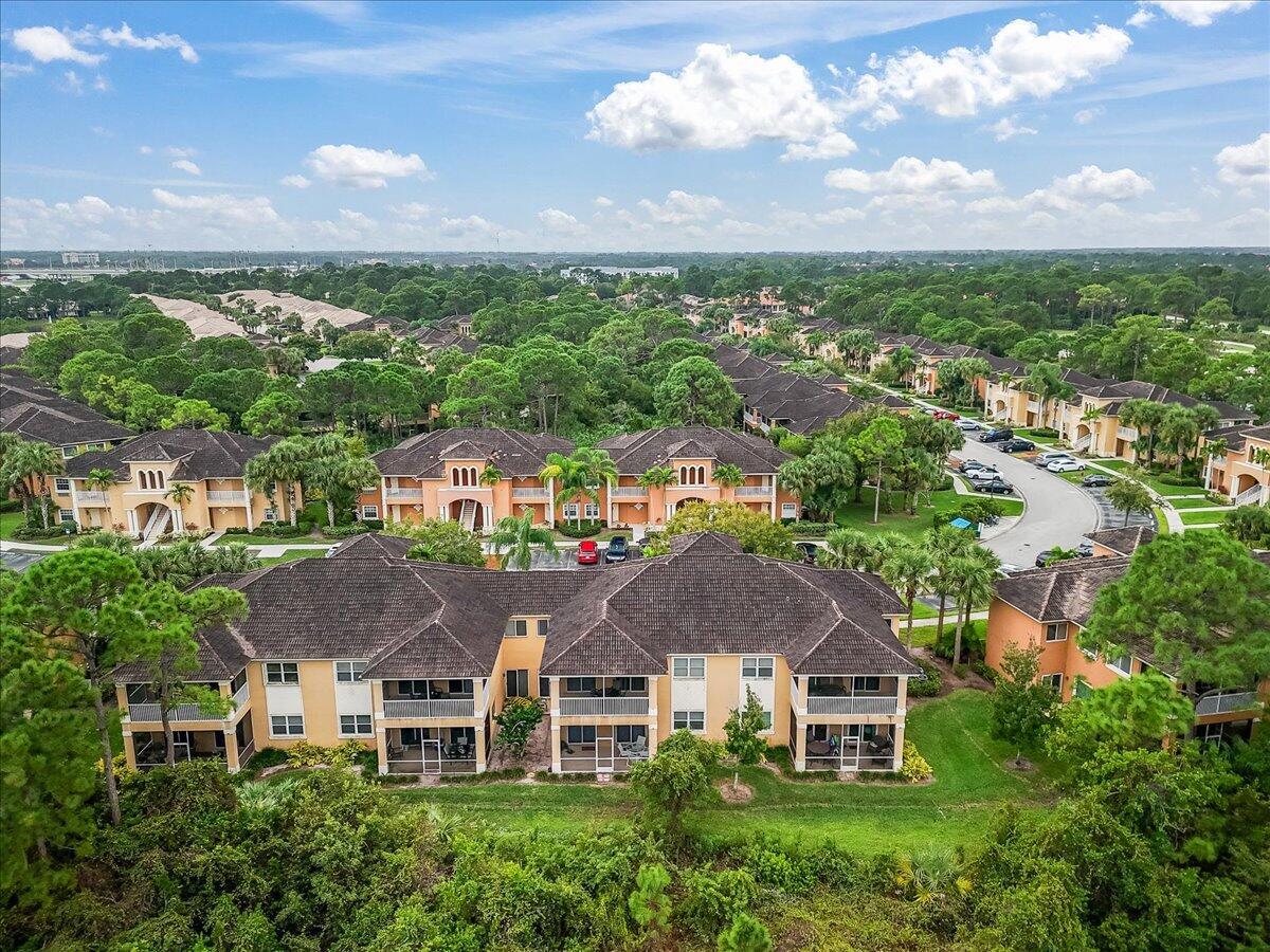 CASTLE PINES CONDOMINIUM - Residential Lease