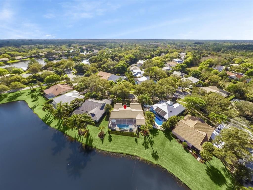 Photo of 6869 Big Cypress Drive Dr, Jupiter, FL 33458 (MLS # R10775747)