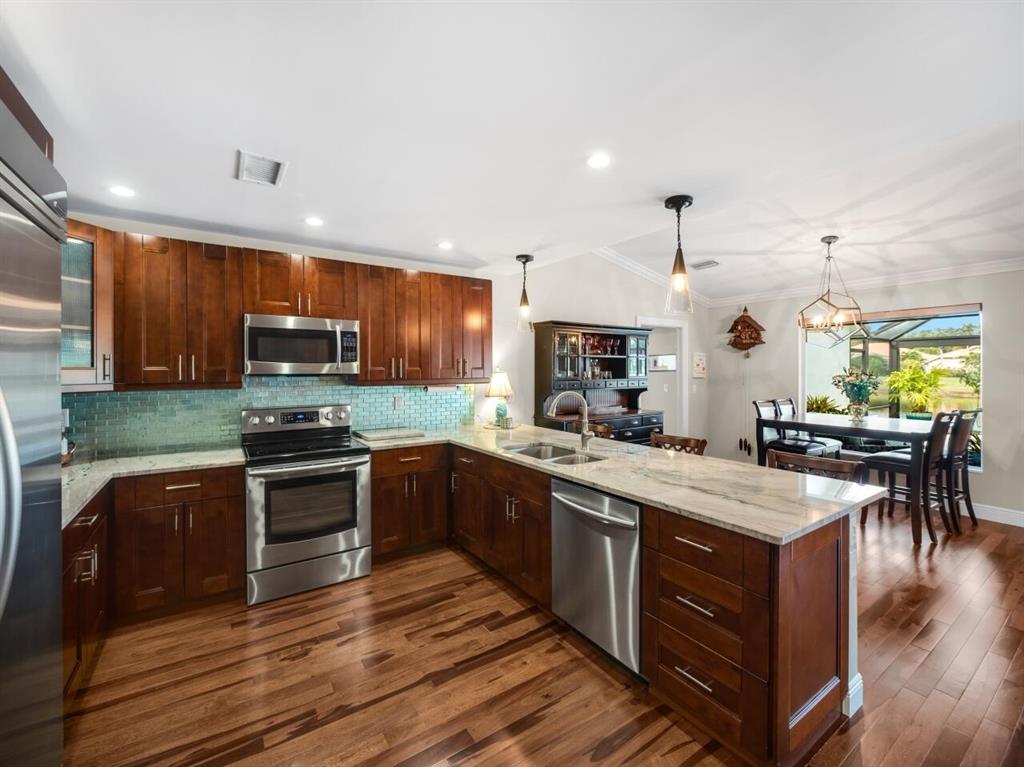 SHORES 2 - Residential