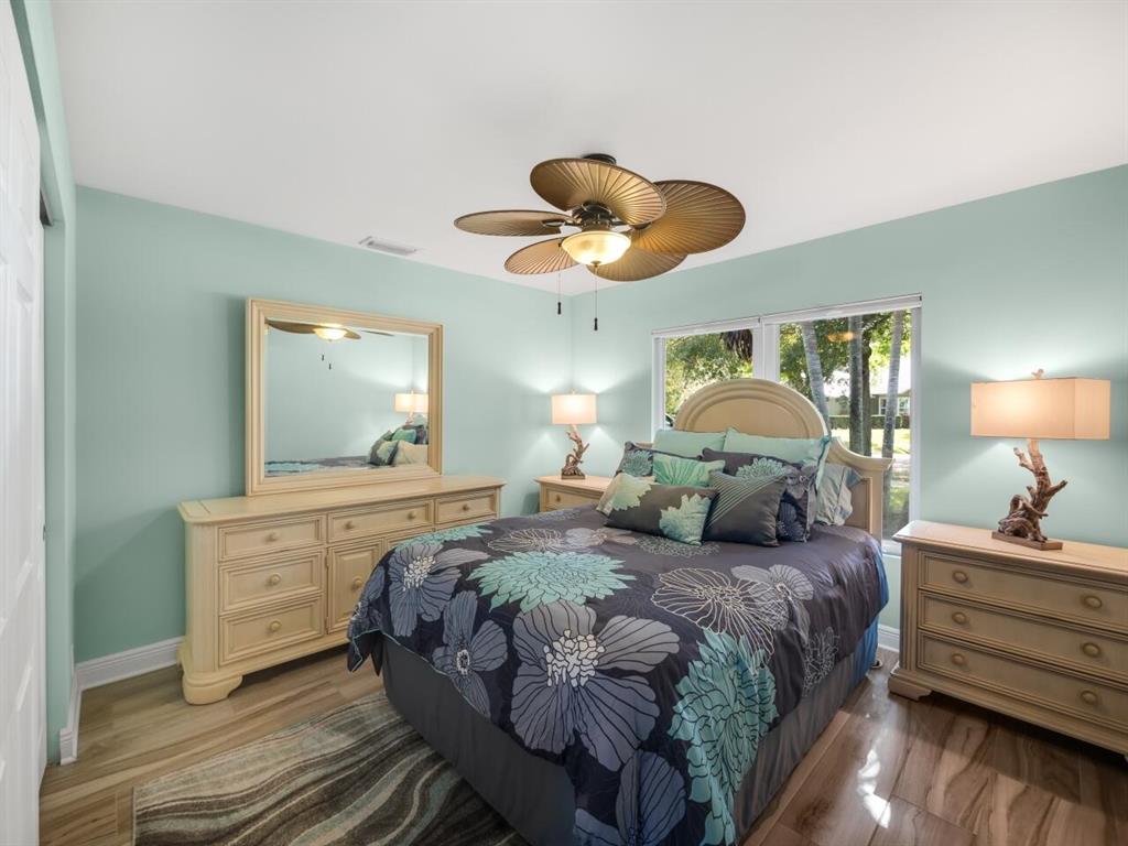 SHORES 2 - Residential