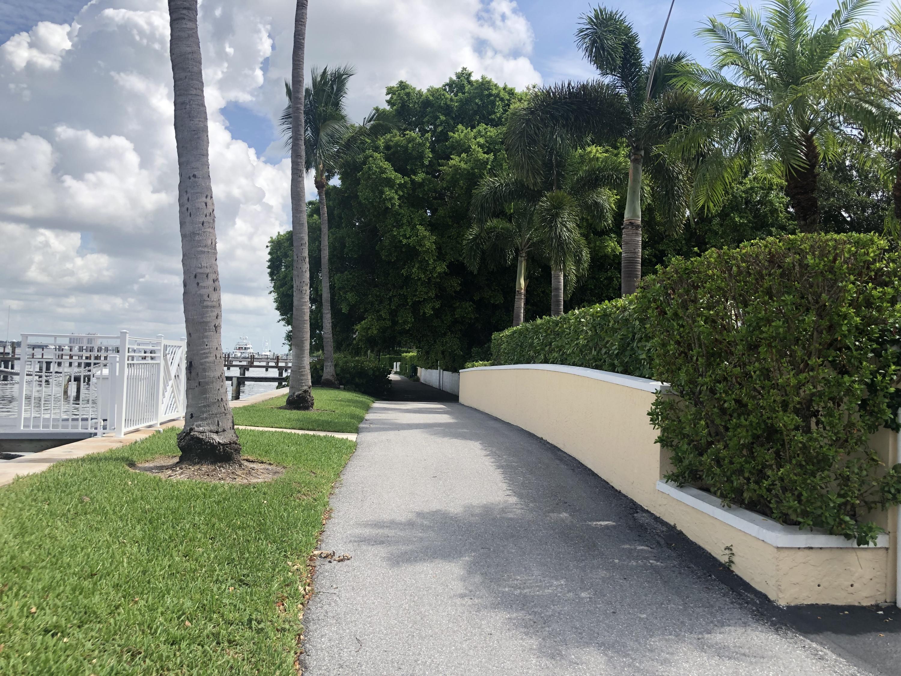 LAKE TOWERS CONDO - Residential Lease