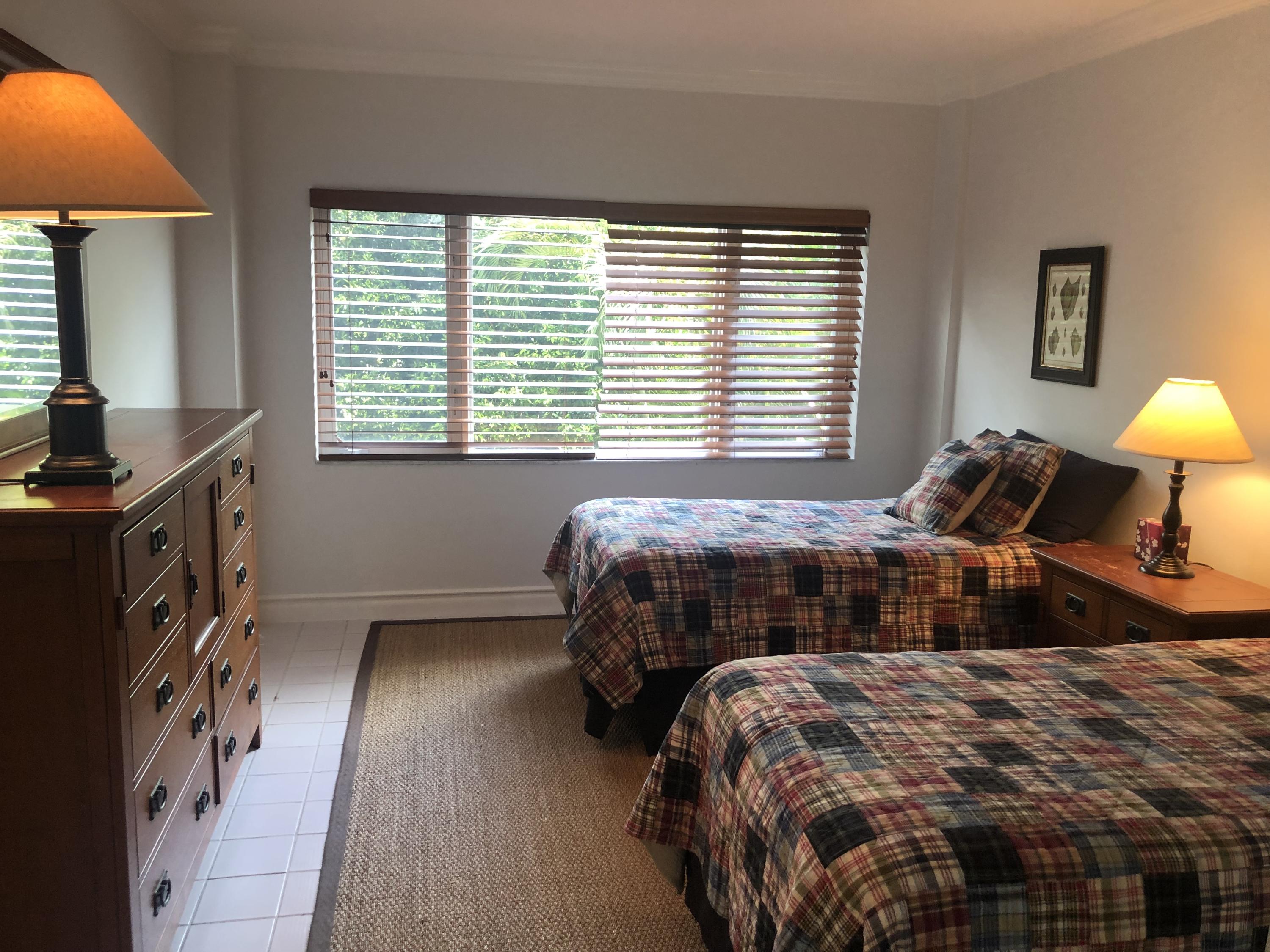 LAKE TOWERS CONDO - Residential Lease