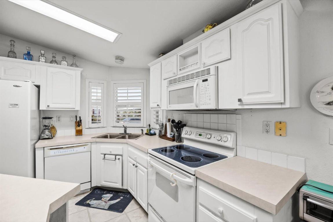 THE LINKS AT SAVANNA CLUB - Residential