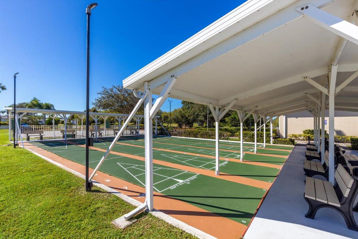 THE LINKS AT SAVANNA CLUB - Residential