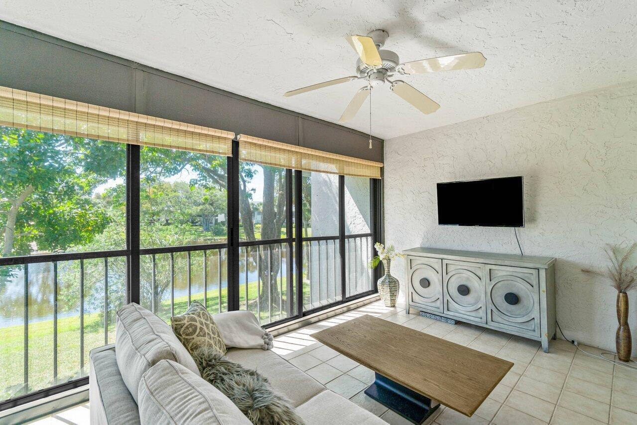 EASTGATE AT HUNTERS RUN CONDO - Residential