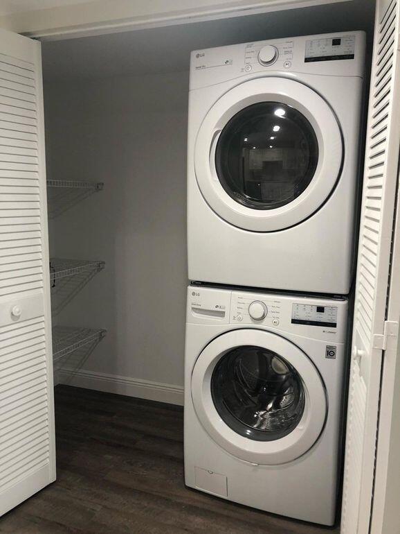 FOUNTAINS OF PALM BEACH C - Residential