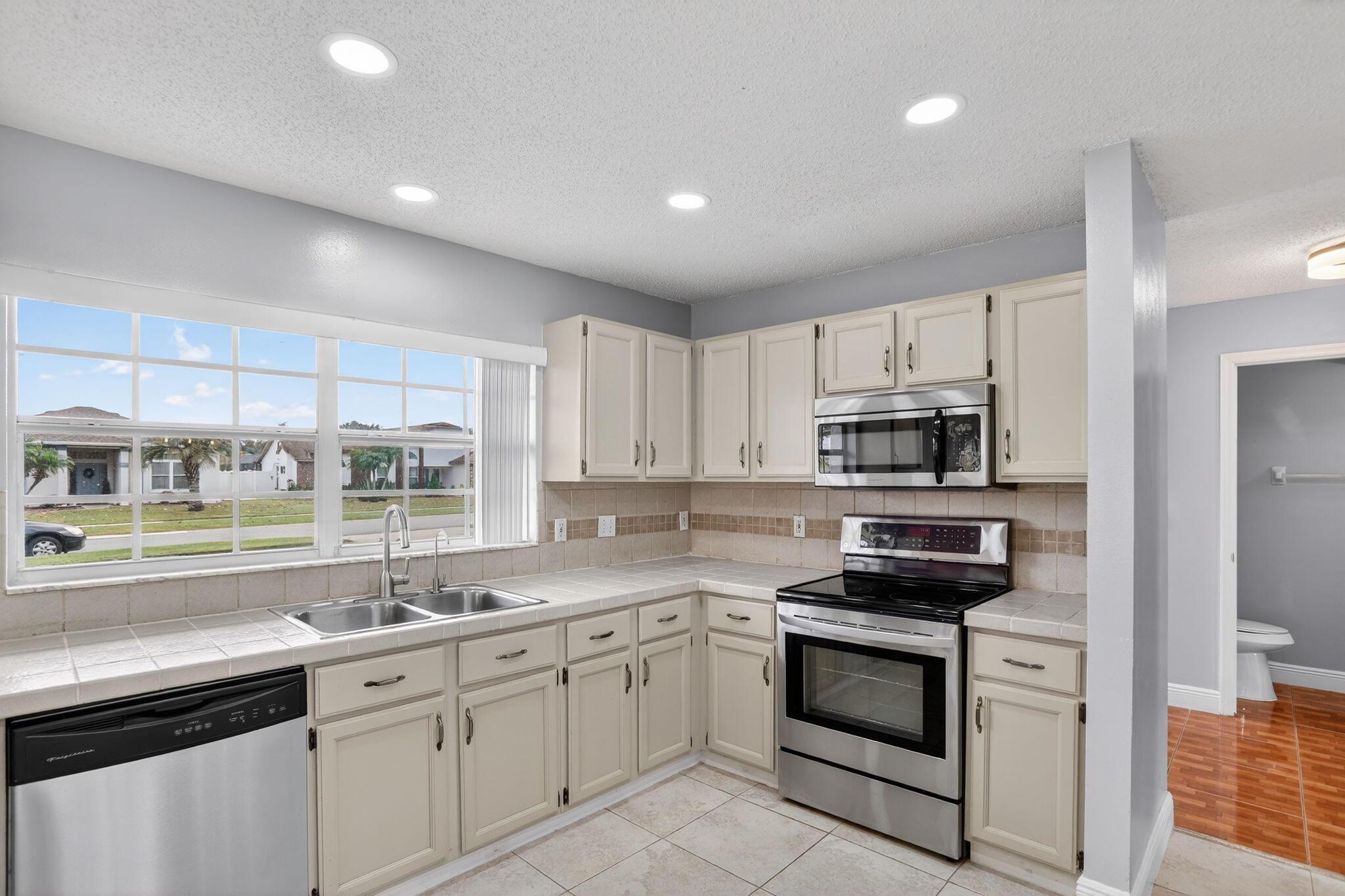 FOREST RIDGE - Residential