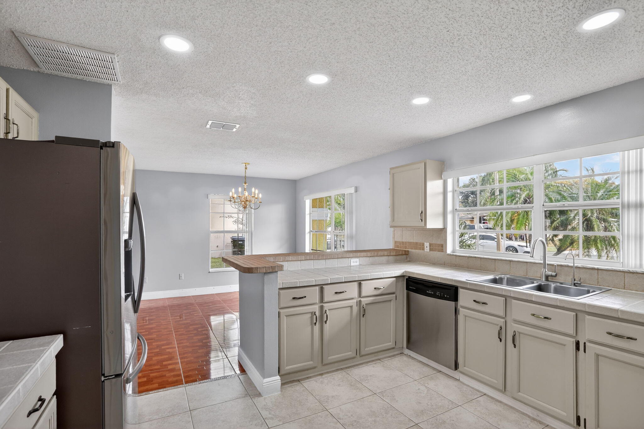 FOREST RIDGE - Residential