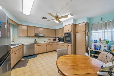 Tiny photo for 804 SE 16th Court, Deerfield Beach, FL 33441 (MLS # B26025809)