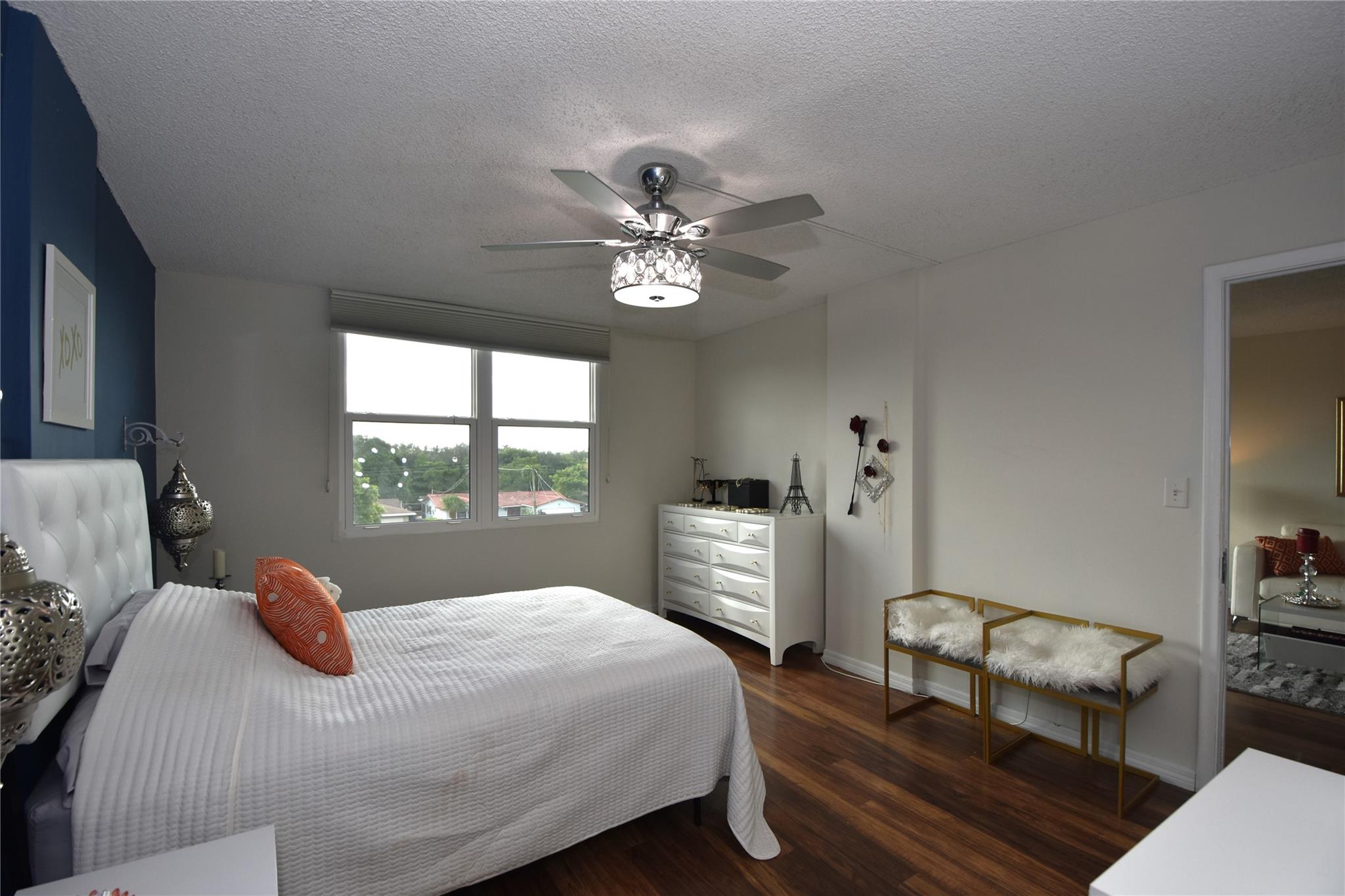 Royal Park - Residential