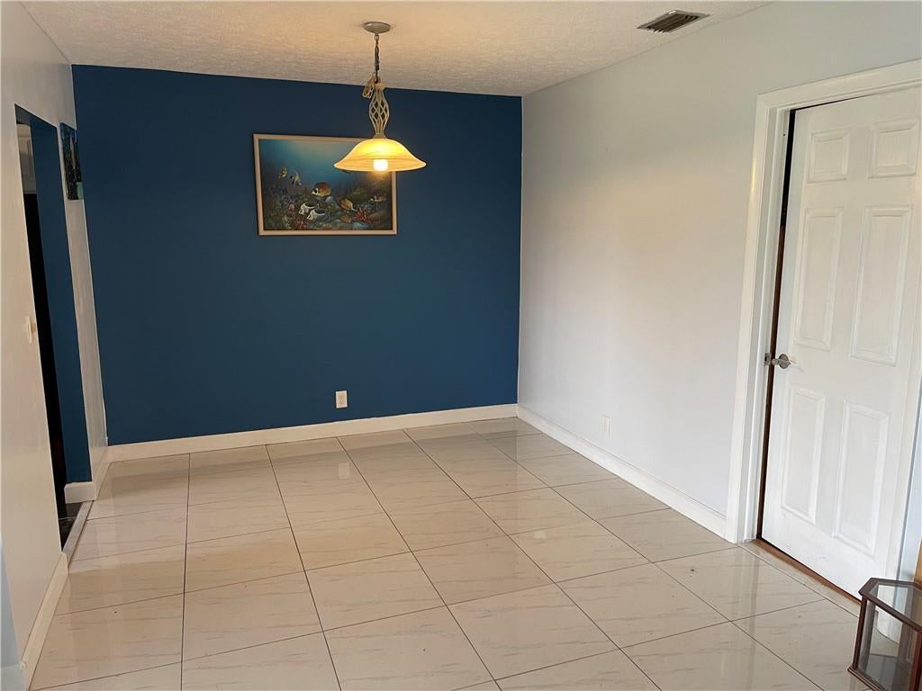 Canongate Condominium - Residential