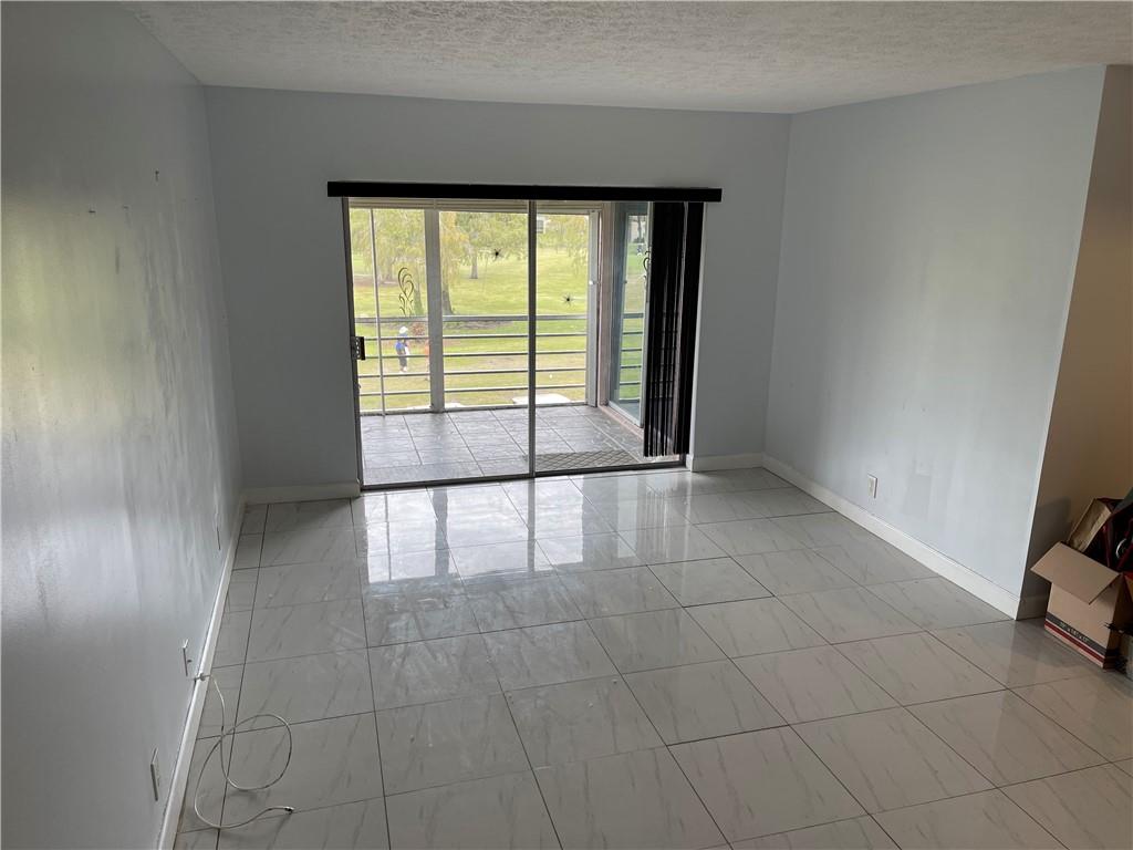 Canongate Condominium - Residential