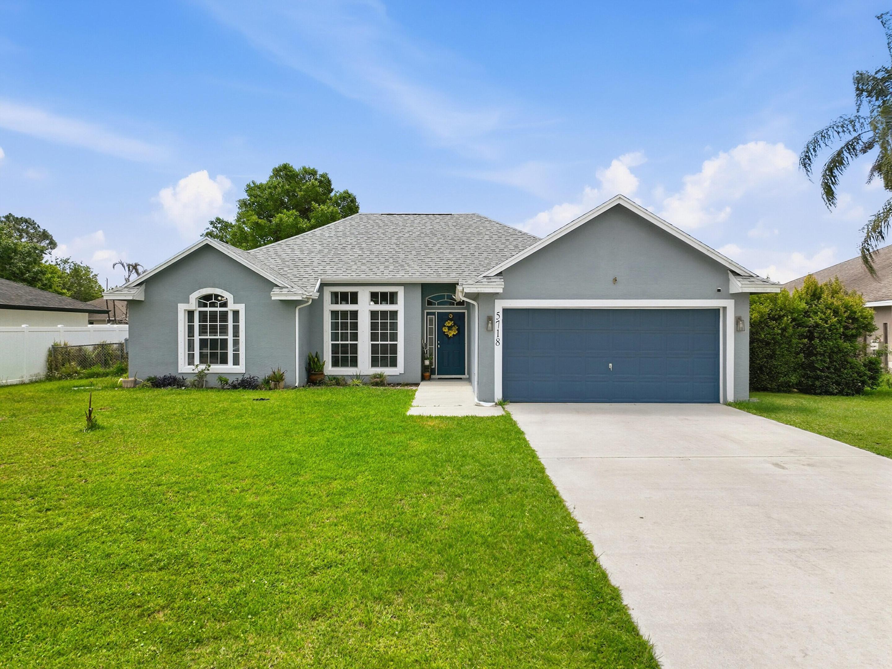 PORT ST LUCIE SECTION 44 - Residential