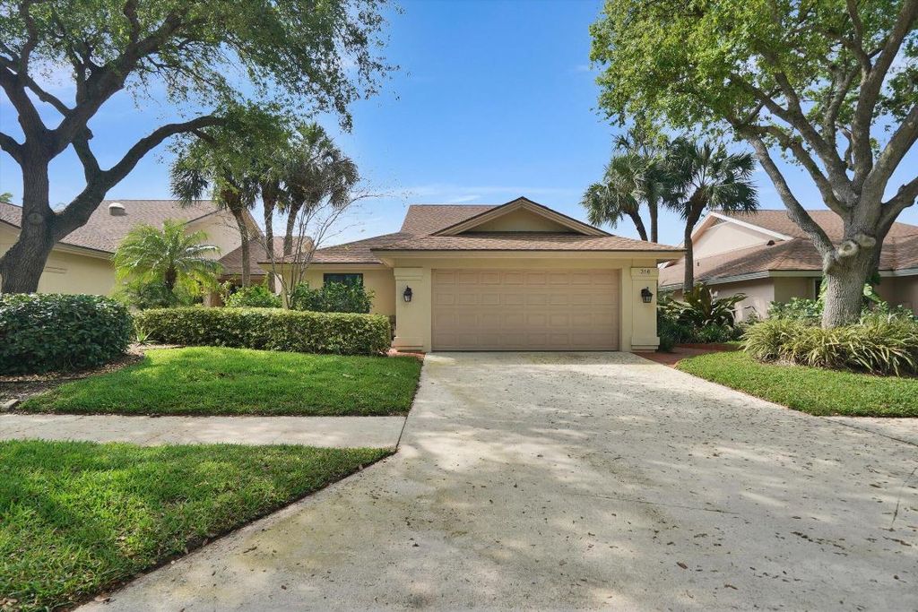 Photo of 316 River Edge Road, Jupiter, FL 33477 (MLS # R11156844)